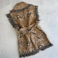 Load image into Gallery viewer, PREORDER ‘LATTE’ BANDANA KNIT BELTED LONGLINE SLEEVELESS CARDIGAN