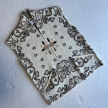 Load image into Gallery viewer, ‘OAT’ BANDANA KNIT GILET WITH POCKETS