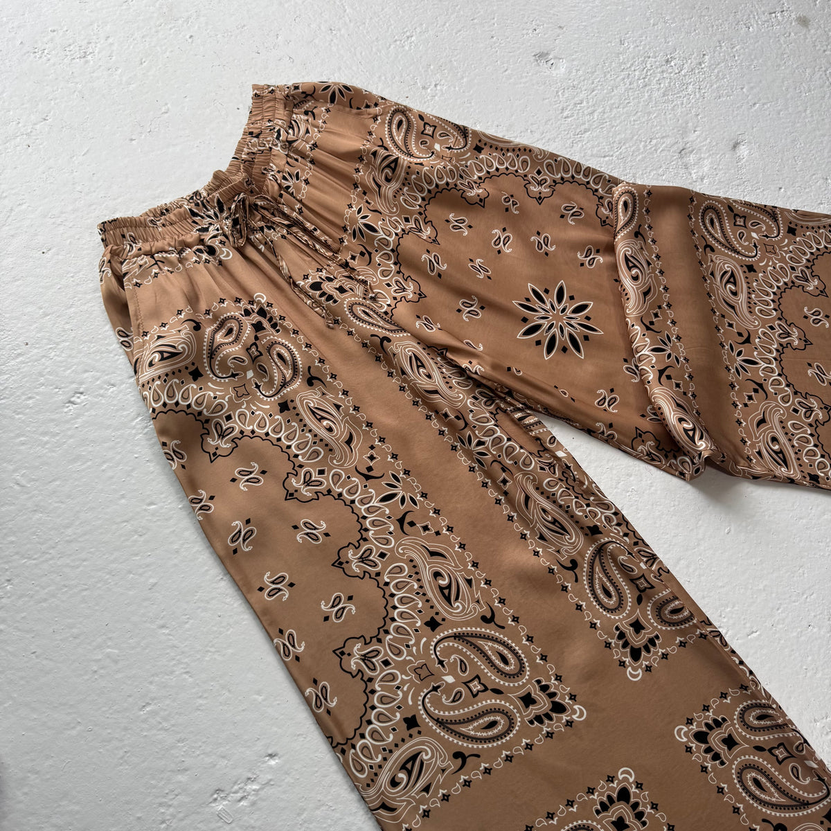 ‘ICED LATTE’ TAN BANDANA SILK TROUSERS CO-ORD