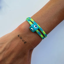 Load image into Gallery viewer, BLUE EYE BEAD ROPE BRACELET
