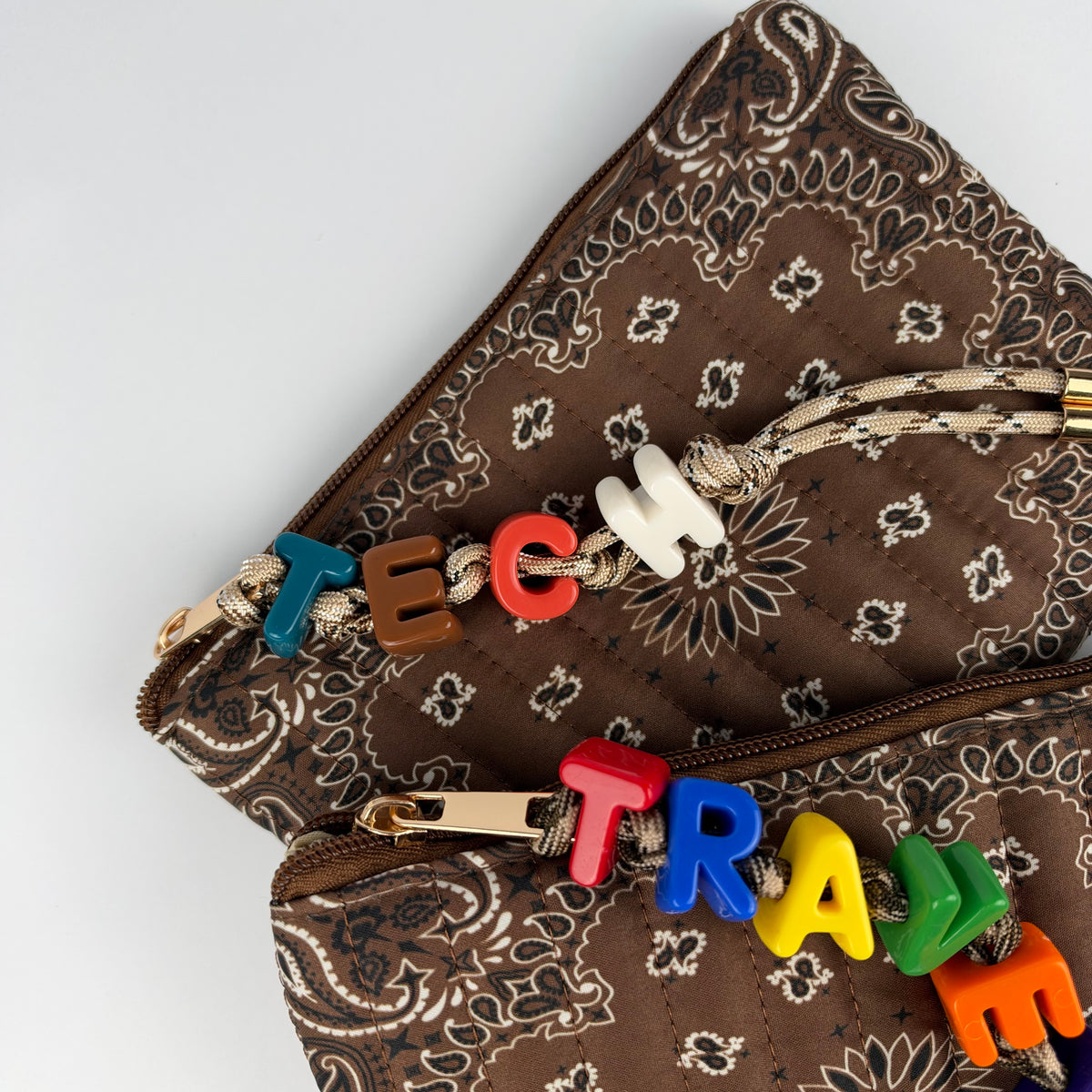 BROWN BESPOKE CHUNKY LETTER BEAD BANDANA ZIP POUCH