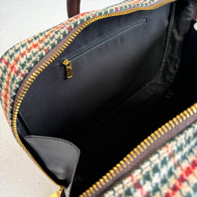 Load image into Gallery viewer, ‘DIY BEAD’ MULTICOLOURED HOUNDSTOOTH BOWLING BAG
