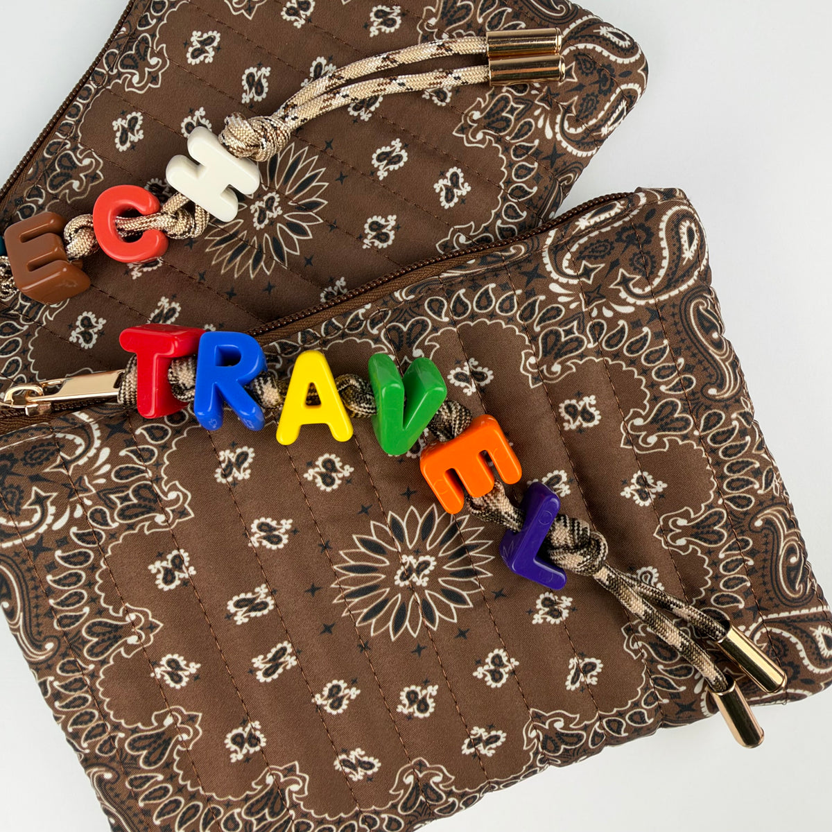BROWN BESPOKE CHUNKY LETTER BEAD BANDANA ZIP POUCH