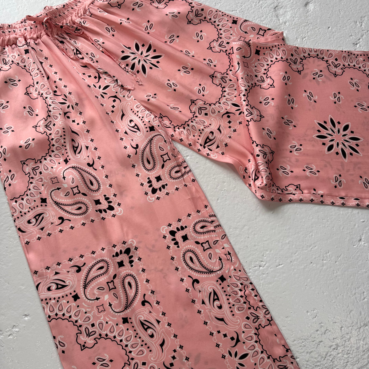 ‘ROSÉ’ PINK BANDANA SILK TROUSERS CO-ORD