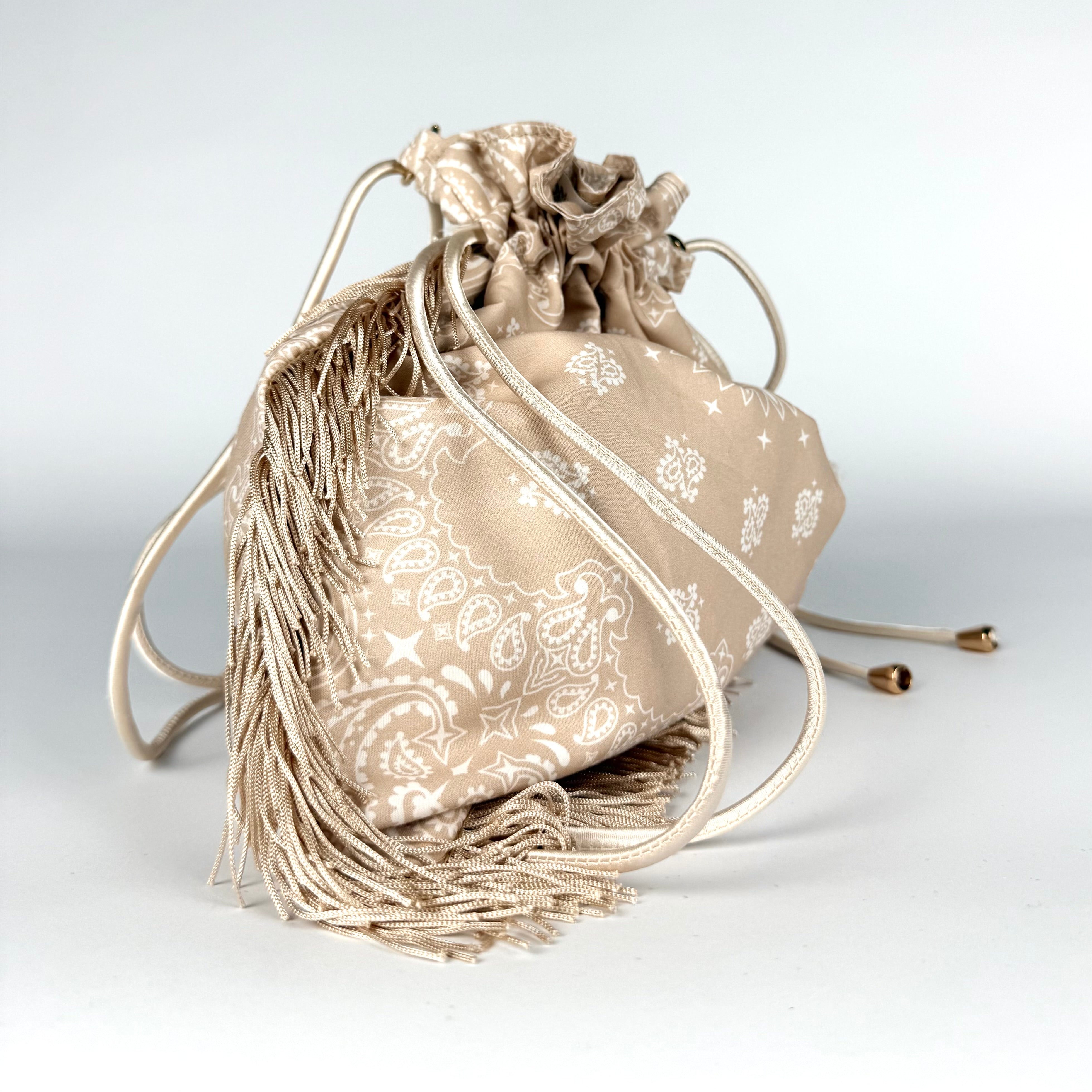 'CHAMPAGNE' LIGHT BEIGE BANDANA POUCH BAG