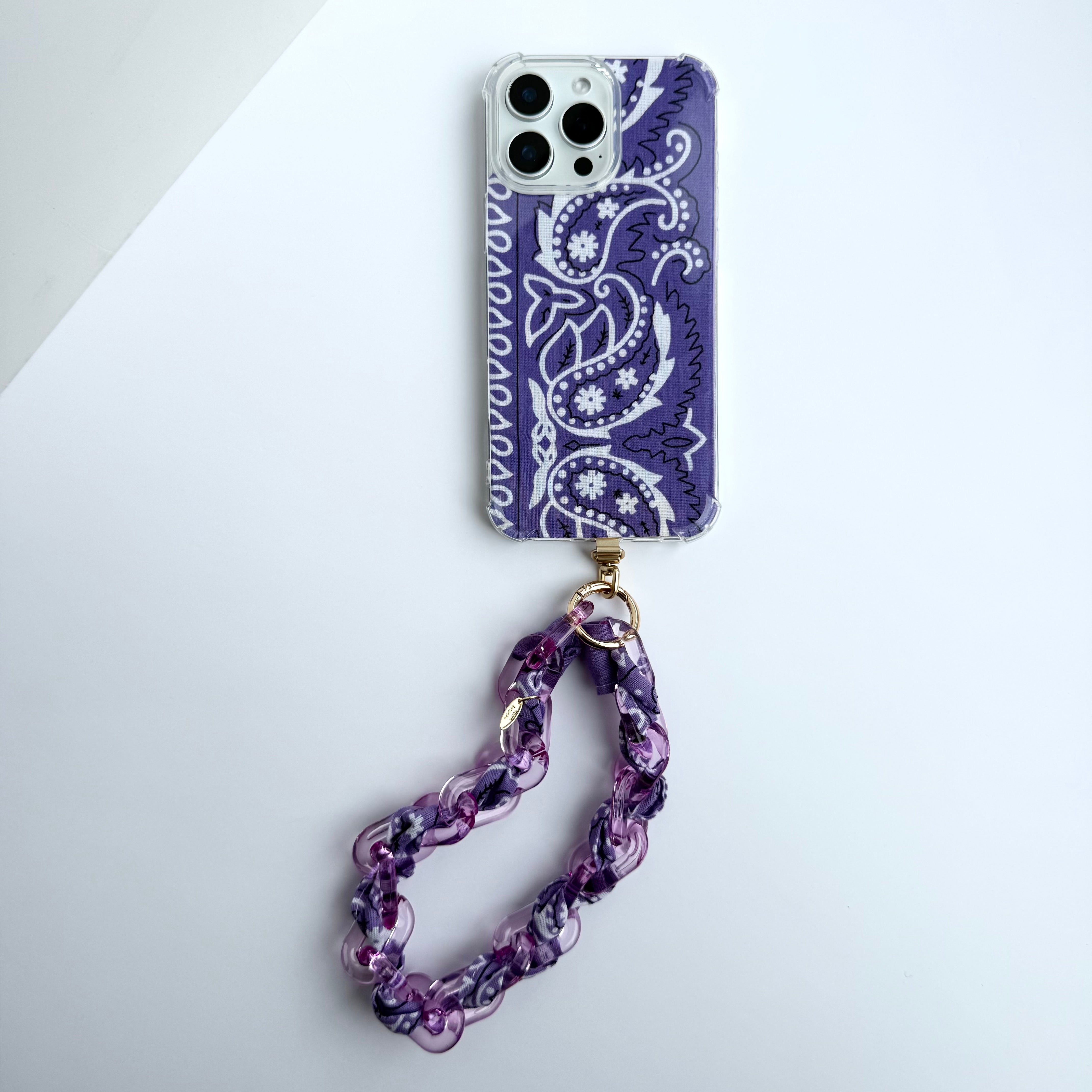 LILAC BANDANA JELLY PHONE CHAIN