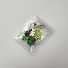 Load image into Gallery viewer, SET OF 5 ´GREEN’ GUMMY BEAR CHARMS BY BOOM BESPOKE
