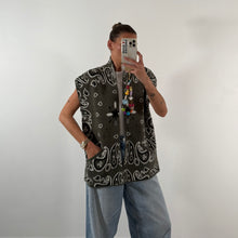 Load image into Gallery viewer, PREORDER ‘OLIVE’ BANDANA KNIT GILET

