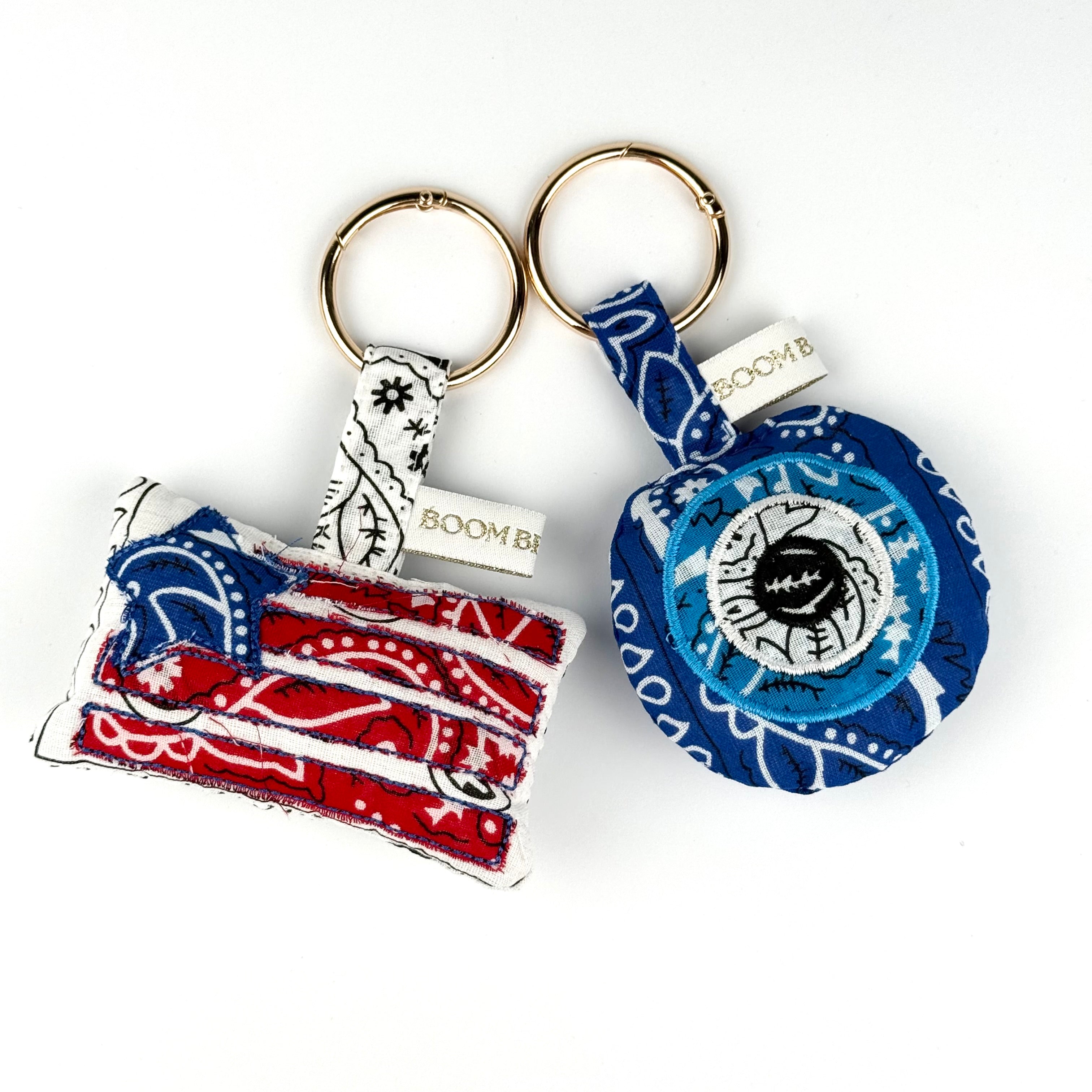 ‘AMERICAN DREAM’ BOOM PUFFY BANDANA AMERICAN FLAG BAG CHARM
