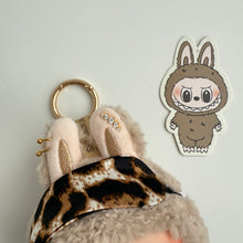 Load image into Gallery viewer, ´LEOPARD SILK PJ’S’ TOFFEE BOOM BESPOKE LABUBU NEUTRAL PACK
