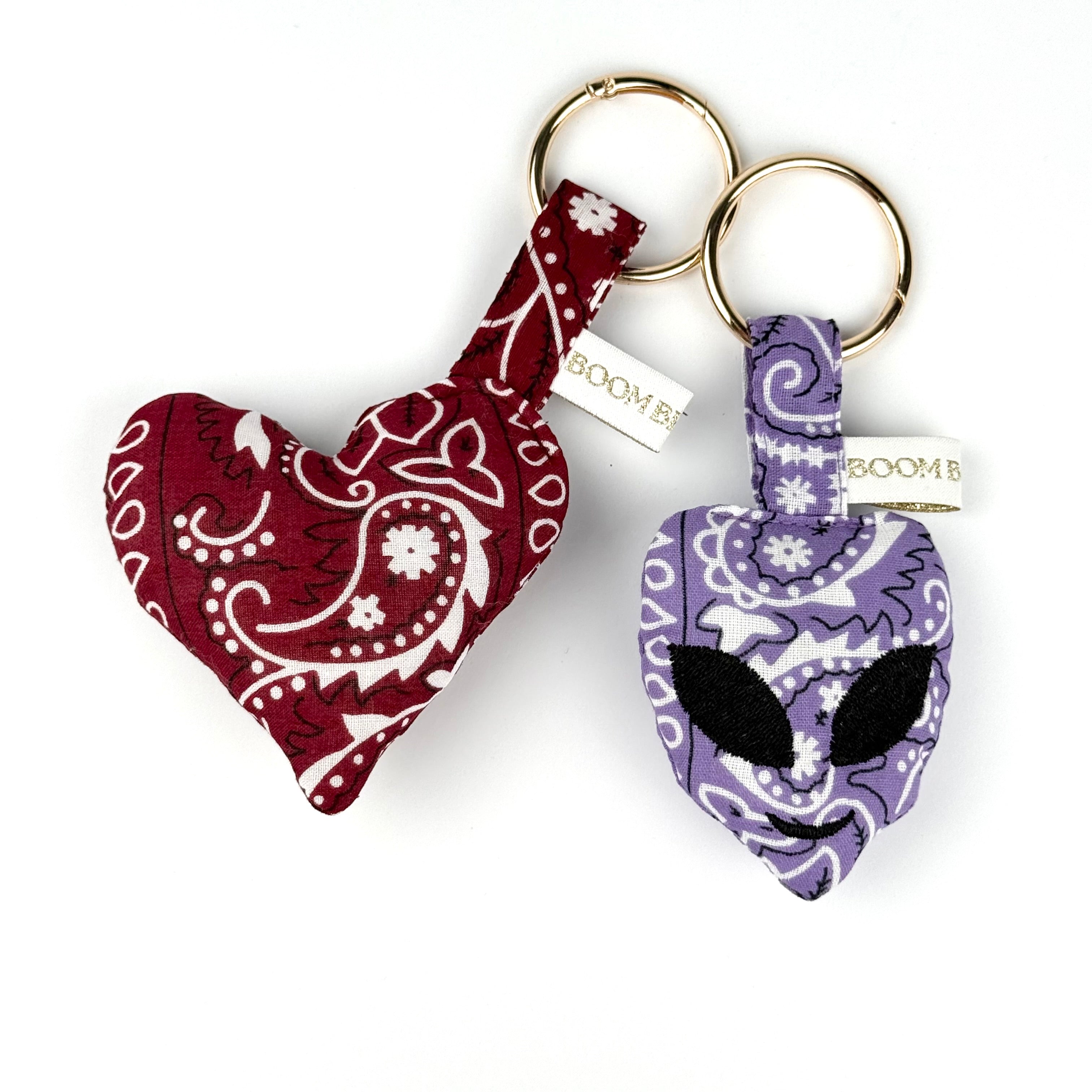 ‘NOT FROM AROUND HERE’ LILAC BOOM PUFFY BANDANA ALIEN BAG CHARM