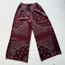 Load image into Gallery viewer, ‘MULBERRY’ PLUM BANDANA SILK TROUSERS
