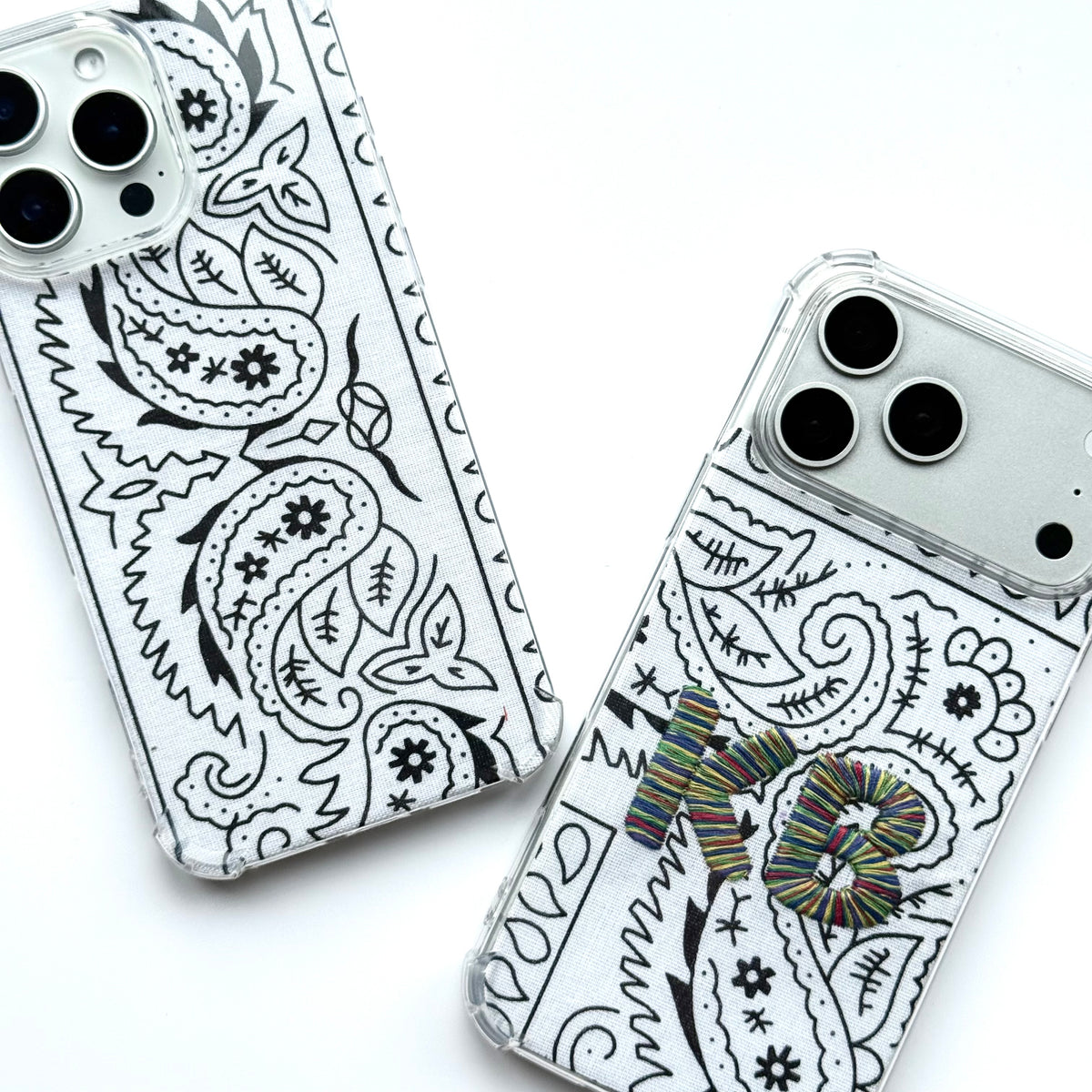 WHITE EMBROIDERED BANDANA PHONE INSERT WITH CASE