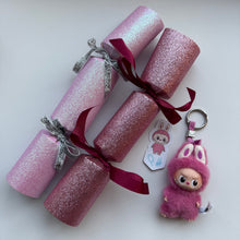 Load image into Gallery viewer, PINKS LABUBU CHRISTMAS CRACKERS SET OF 6
