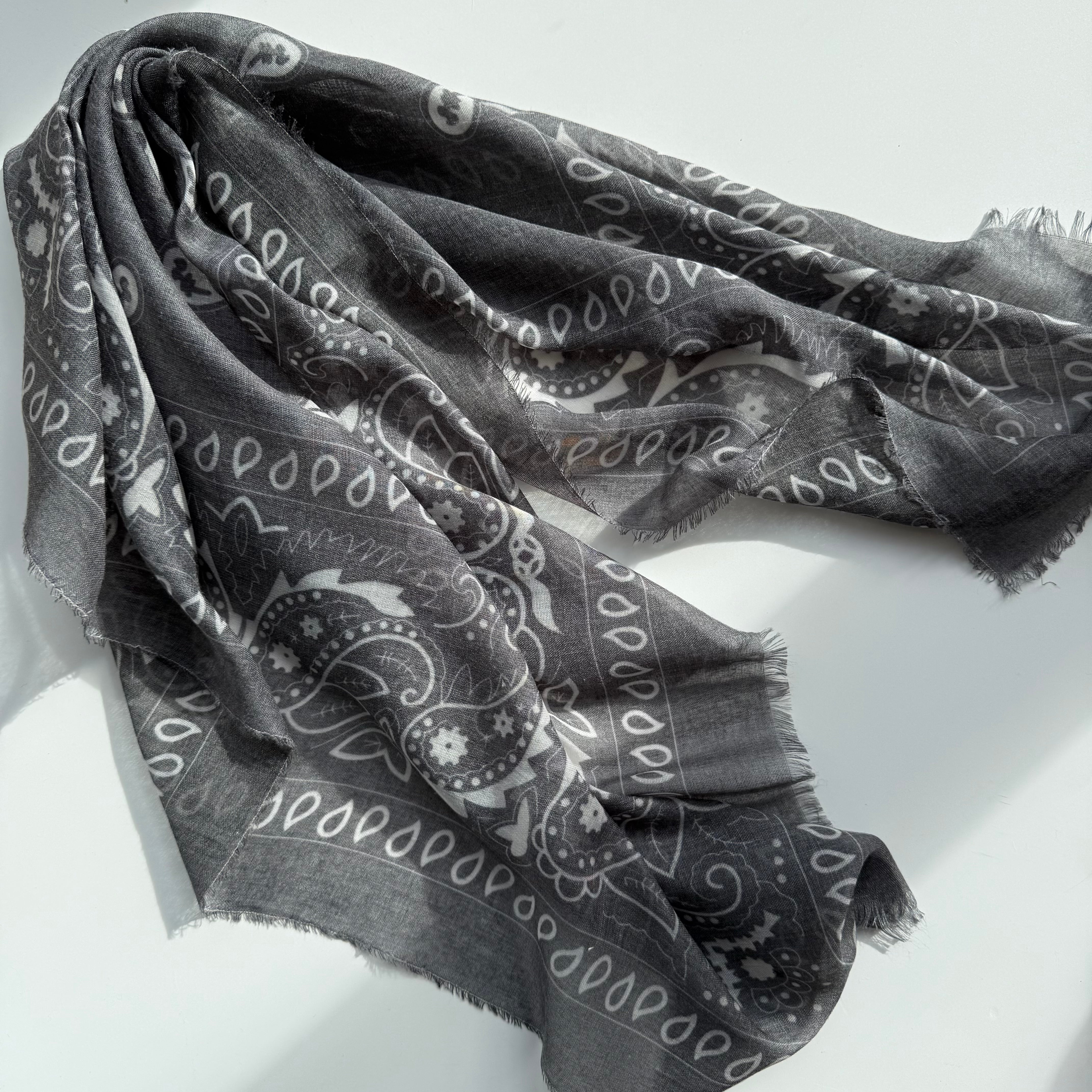 ‘COAL’ BLACK THE MULTIWAY SQUARE BANDANA SCARF