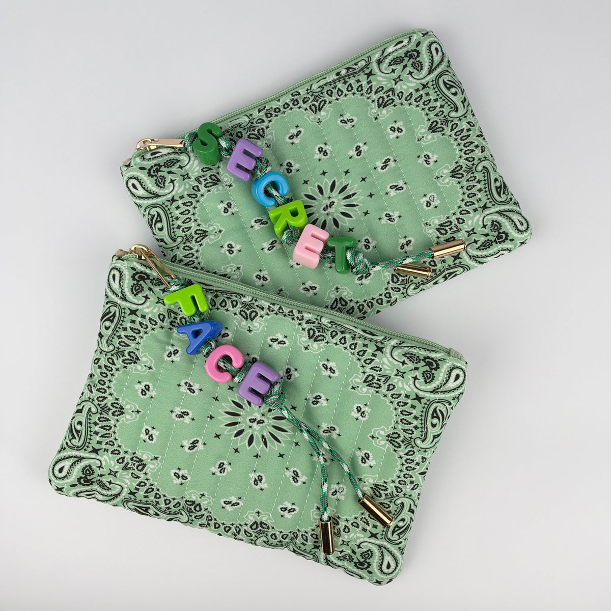 GREEN BESPOKE CHUNKY LETTER BEAD BANDANA ZIP POUCH