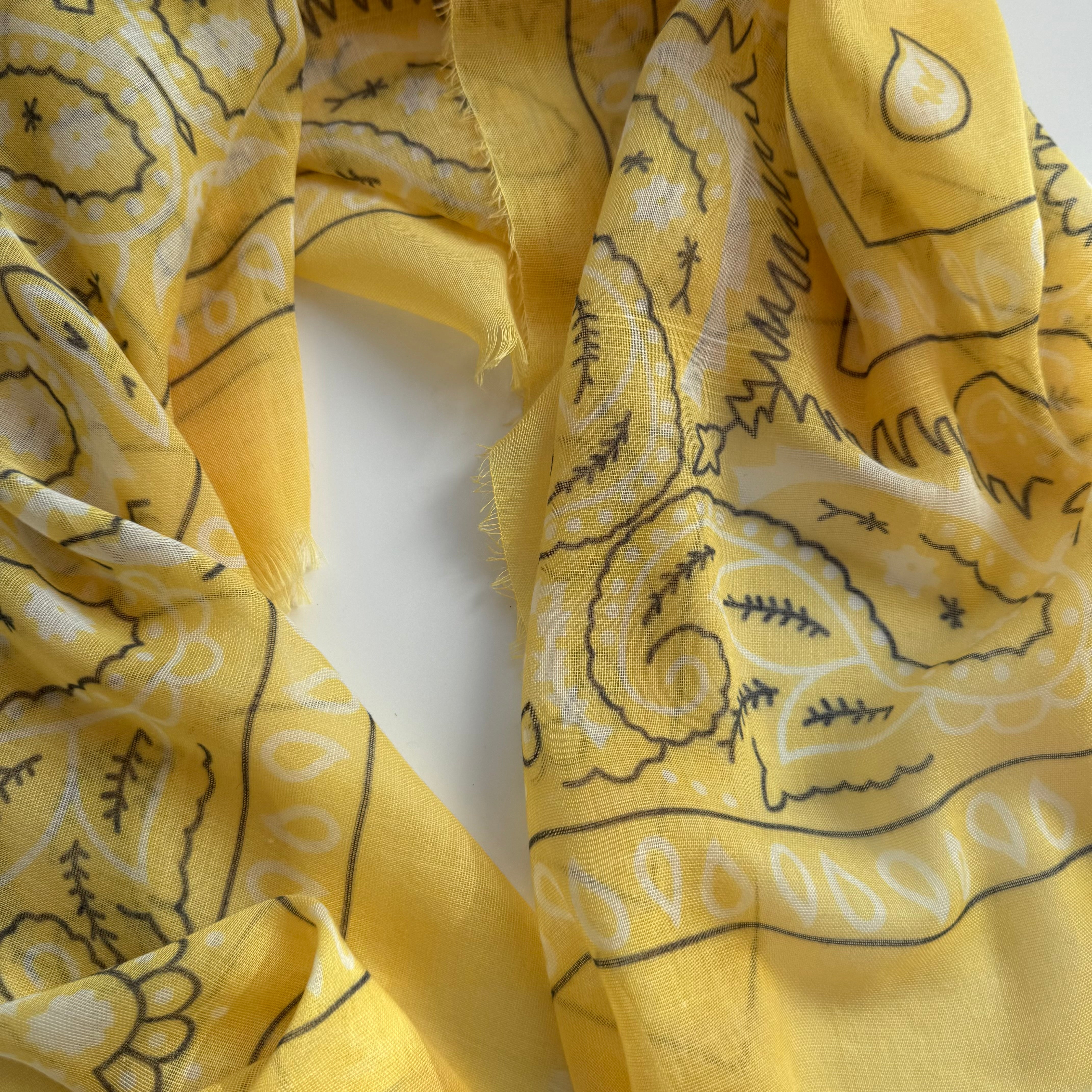 ‘LEMON’ YELLOW THE MULTIWAY SQUARE BANDANA SCARF