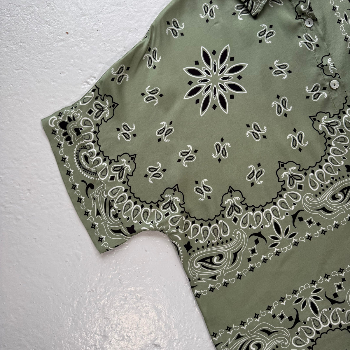 ‘CACTUS’ GREEN BANDANA SILK SHIRT CO-ORD