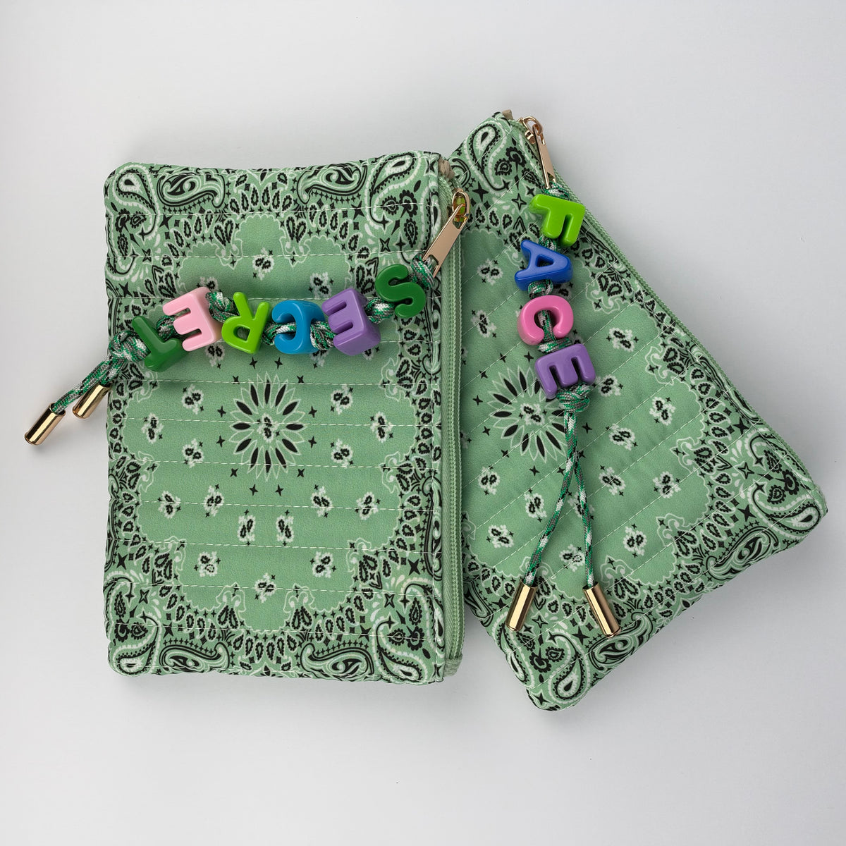 GREEN BESPOKE CHUNKY LETTER BEAD BANDANA ZIP POUCH