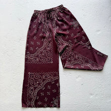 Load image into Gallery viewer, ‘MULBERRY’ PLUM BANDANA SILK TROUSERS
