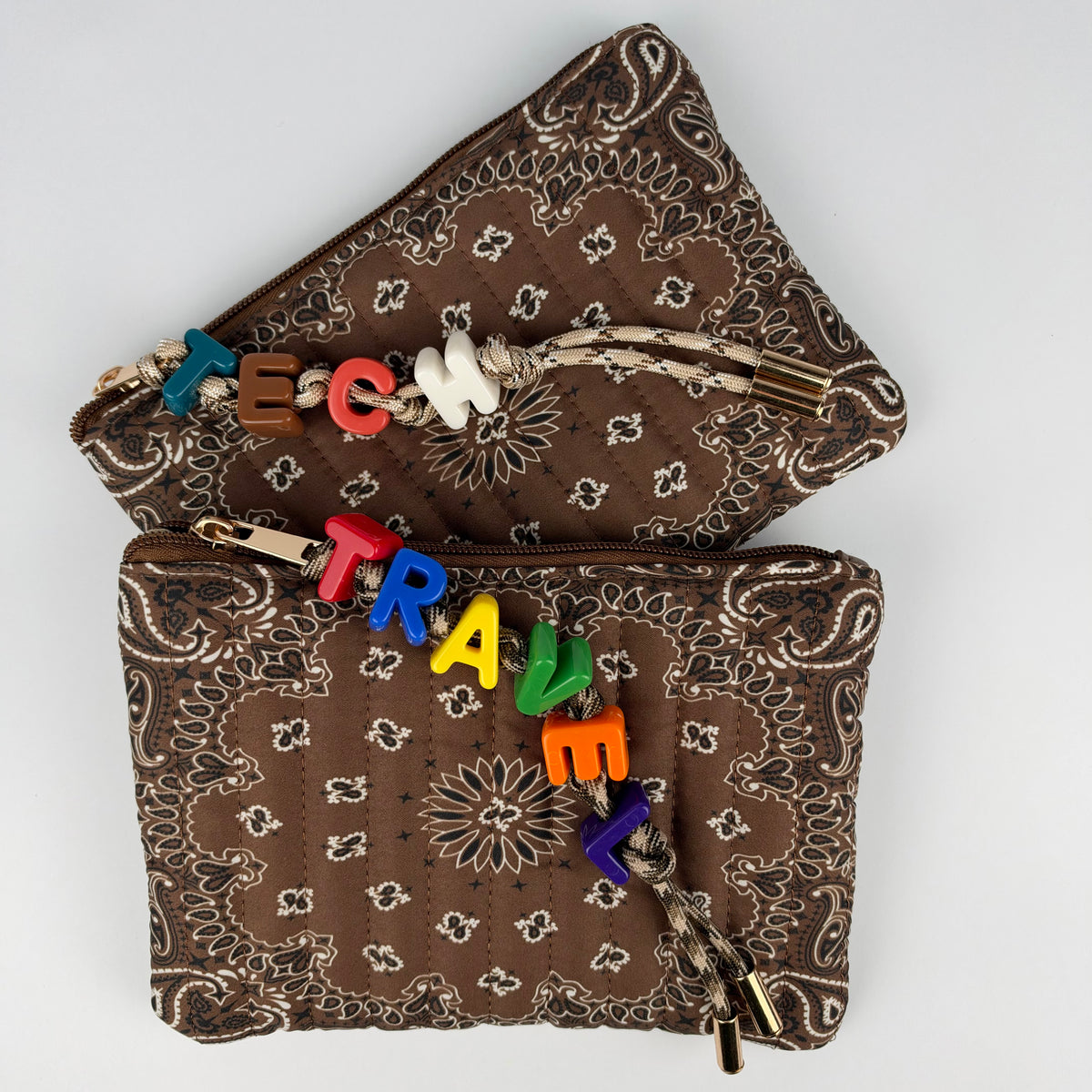 BROWN BESPOKE CHUNKY LETTER BEAD BANDANA ZIP POUCH