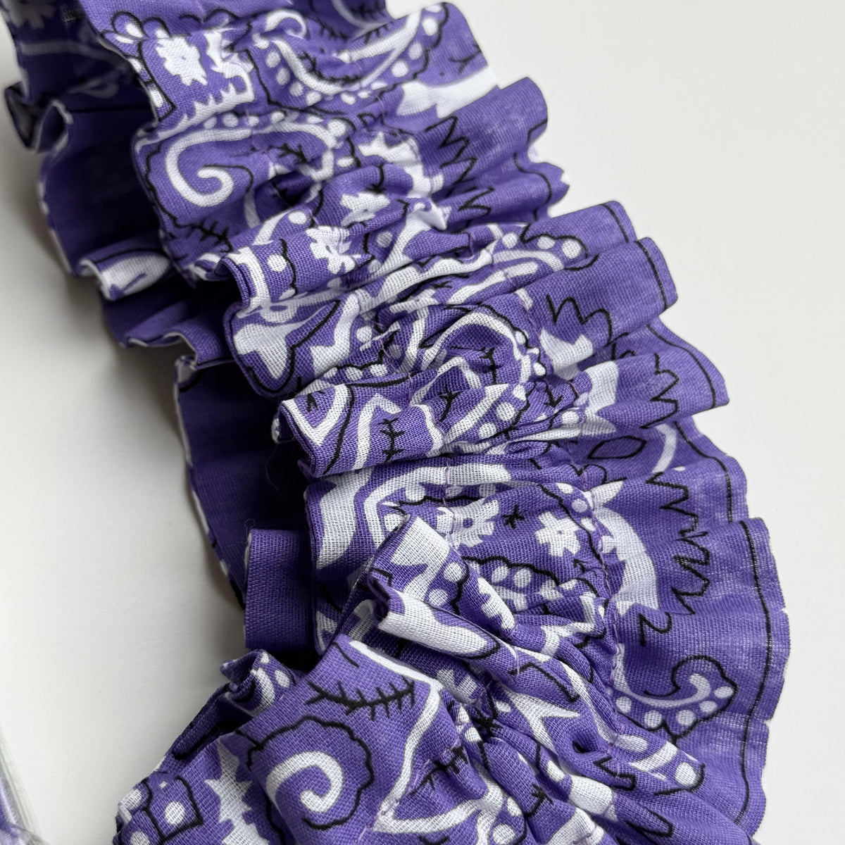 LILAC RUFFLE BANDANA WRISTLET  PHONE STRAP