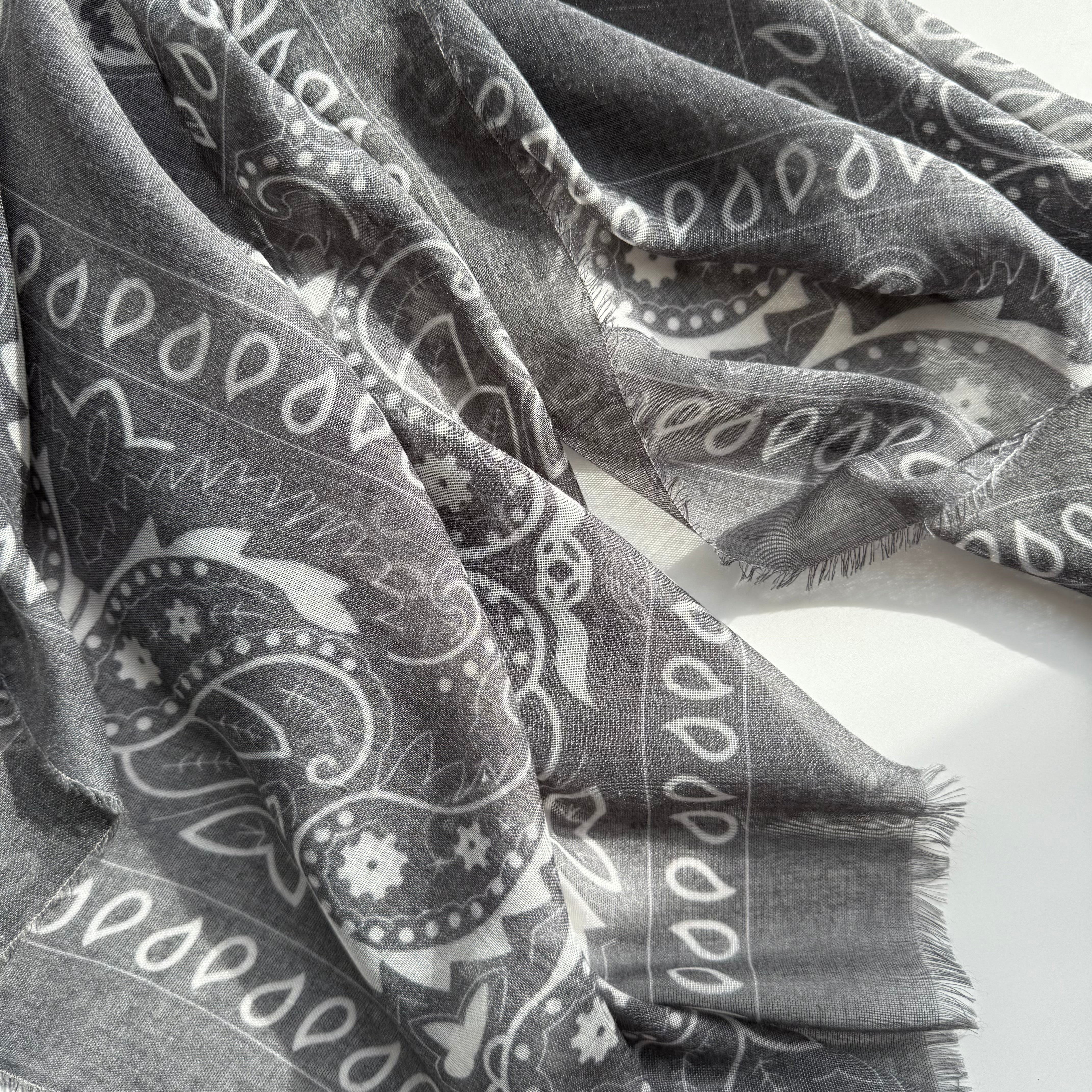 ‘COAL’ BLACK THE MULTIWAY SQUARE BANDANA SCARF