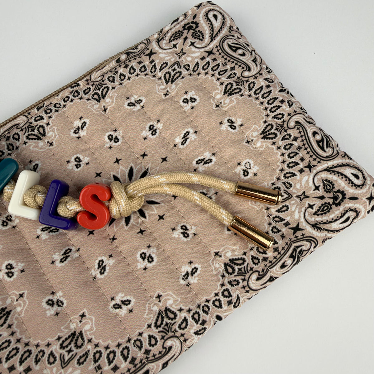 BEIGE BESPOKE CHUNKY LETTER BEAD BANDANA ZIP POUCH