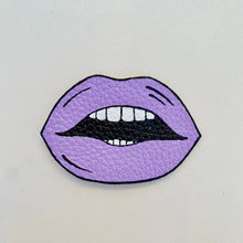 Load image into Gallery viewer, LILAC &quot;KISS MY LIPS&quot; TRAINER TAG
